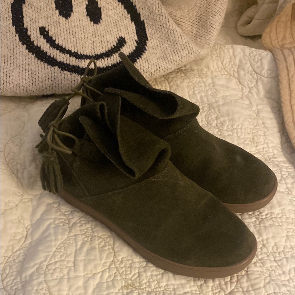 Koolaburra Green Suede Ankle Boots